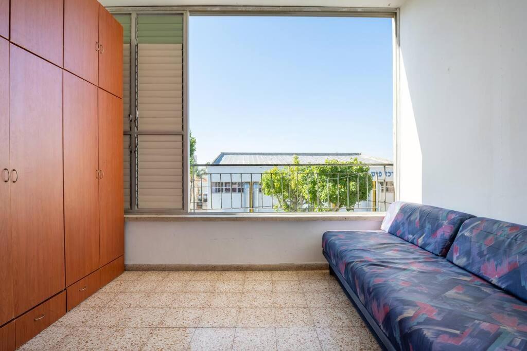טאוב דירות אירוח, אירוח מכל הלב, דירה גדולה ופרטית, ניתן להגיע בכל שעות היממה! Hospitality From The Heart, A Large And Private Accommodation Apartment, Available 24 Hours! Qiryat Ata Eksteriør bilde
